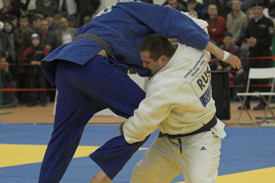 �������-91