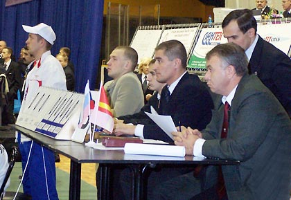 ��������� ������ �� �����. 12 ������ 2004 (����: ���������� �������)