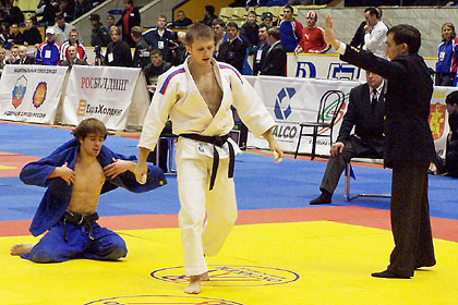 ��������� ������ �� �����. 14 ������ 2004. (����: ���������� �������)