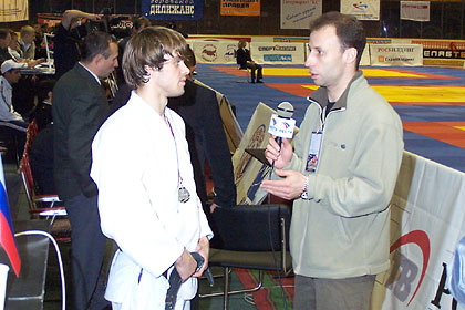 ��������� ������ �� �����. 14 ������ 2004. (����: ���������� �������)