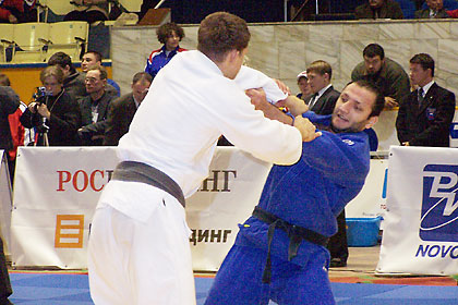 ��������� ������ �� �����. 14 ������ 2004. (����: ���������� �������)