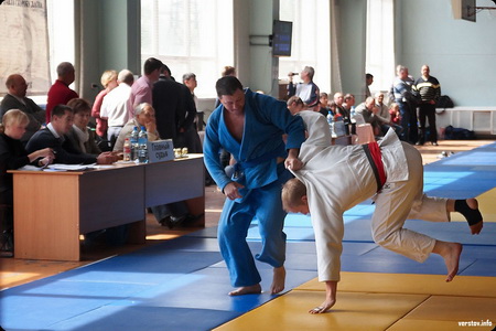 ���-��������-3