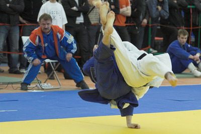 �������-17