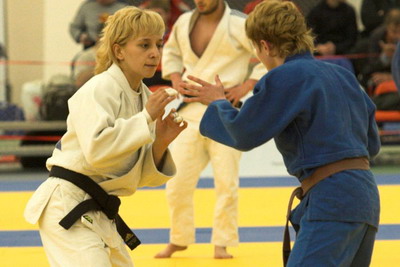 �������-20