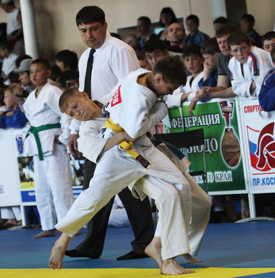 �������-6