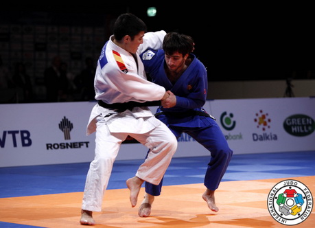 ���������-3