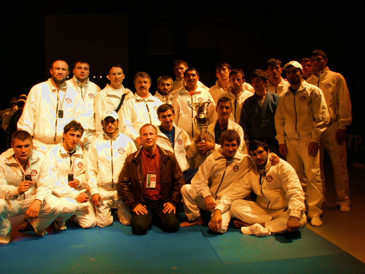 "�����-����" � ���������� ������