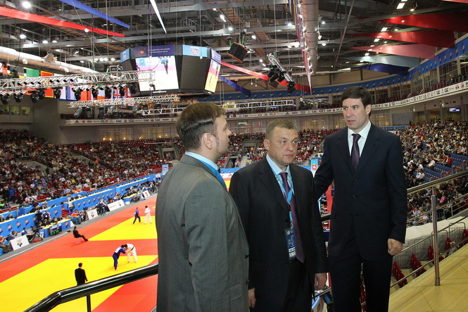 ������-4