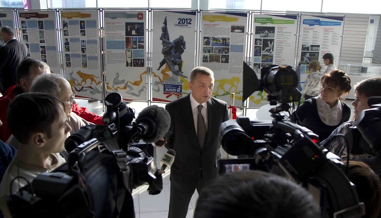 ������-13