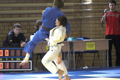 ����������-3