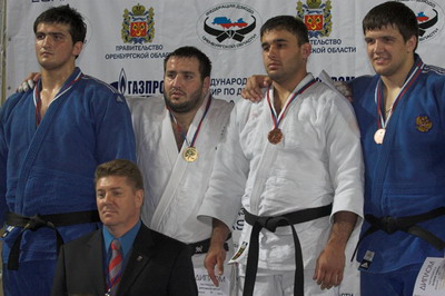 ��������-4