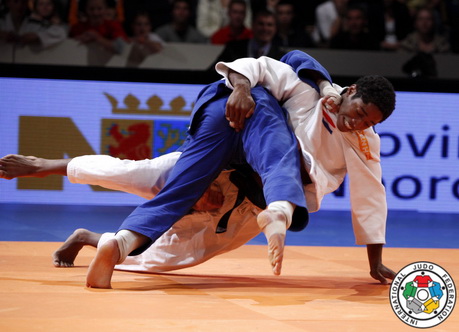 ���������-8