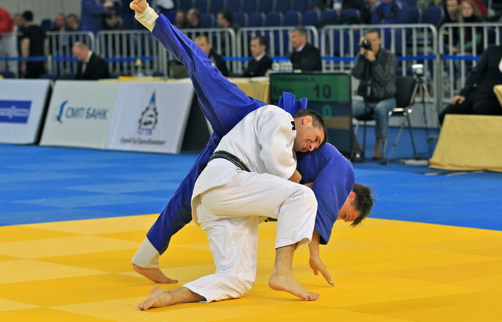 ����������-5