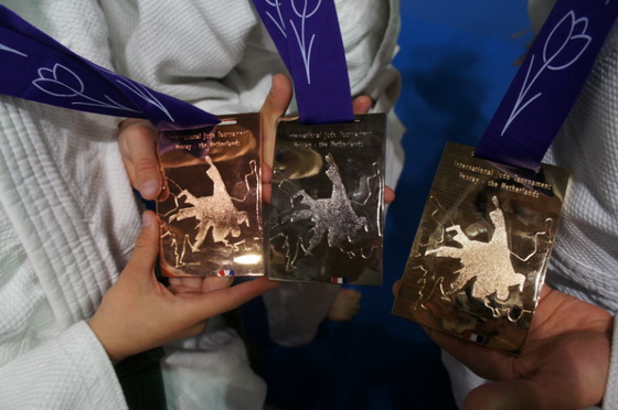 ���� � ��������-���������-12