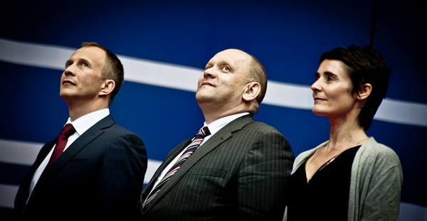 �������������-��-4