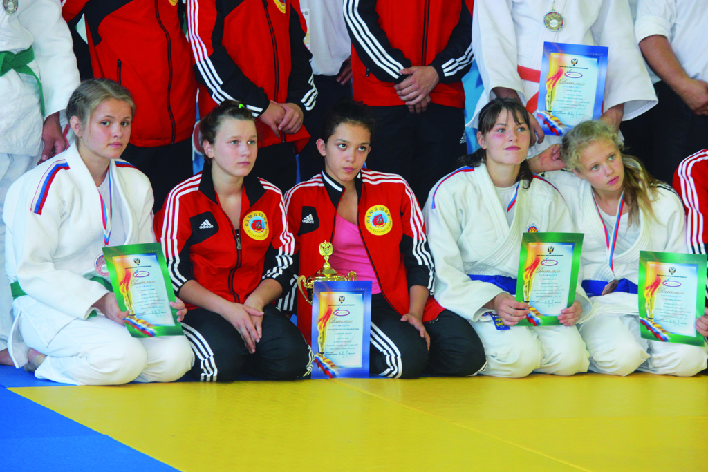 �����-�������-3