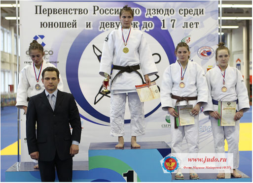 ������ ��-4