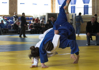 ����������-12