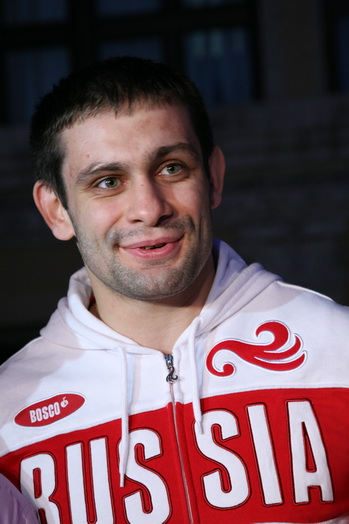 �������-1