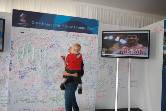 ��������-�����-9