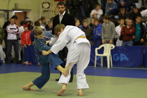 ������-3