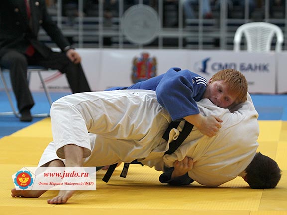 ����������-��-18