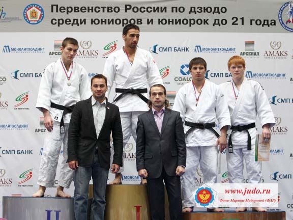 ����������-��-19