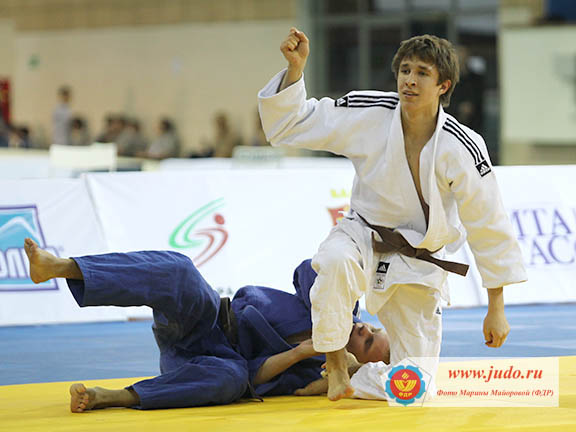 �����������-3