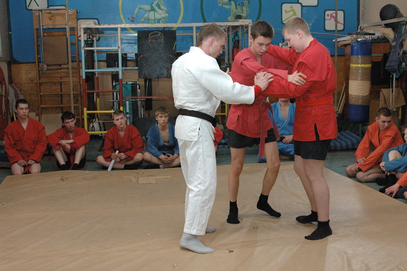 �������-���������