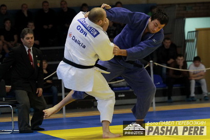 ����������-10