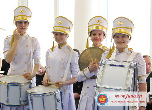 ������ ��-2