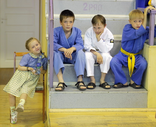 ������-3