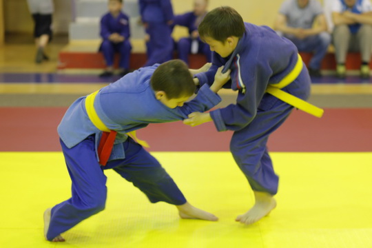 ������-4