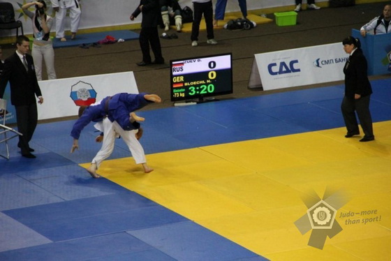 ��-�-�-�-2012-2