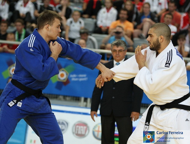 ������-3