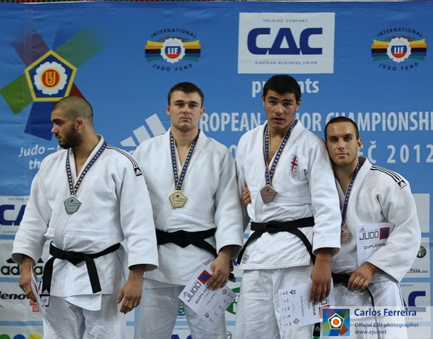 ������-8