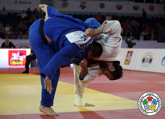 ����������-3