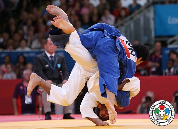 ������-�������-3