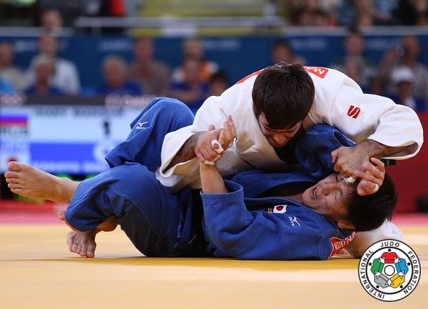 ������-�������-4