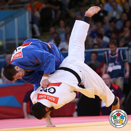 �������-��-4