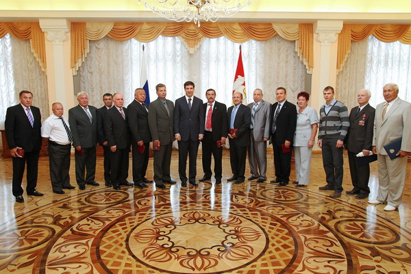 ����������-1