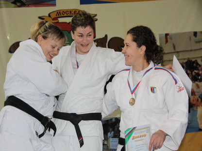 ������-7