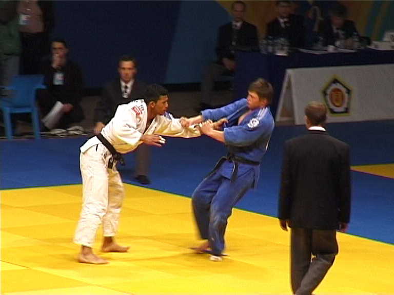 ������-1