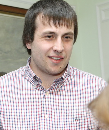 �������-11