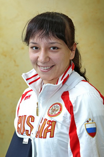 �������-9