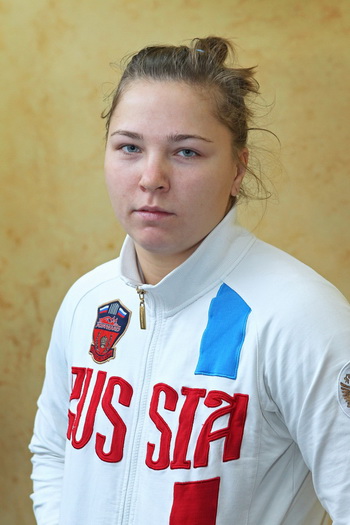 �������-9